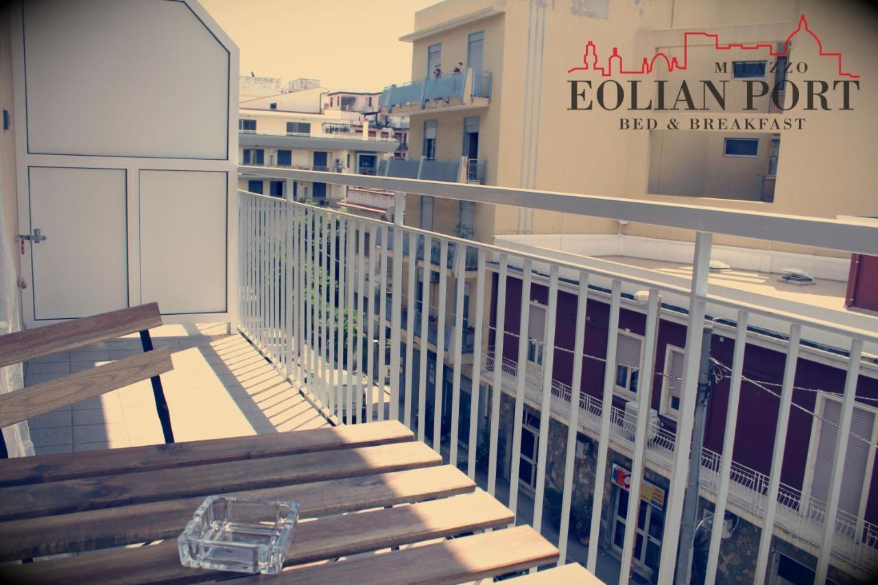 Eolian Port B&B Мілаццо Екстер'єр фото