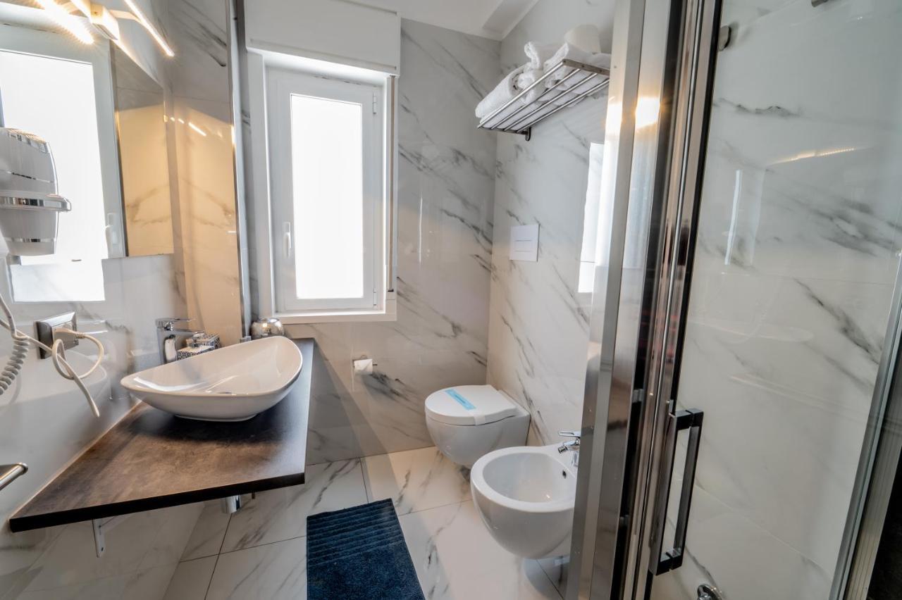 Eolian Port B&B Мілаццо Екстер'єр фото