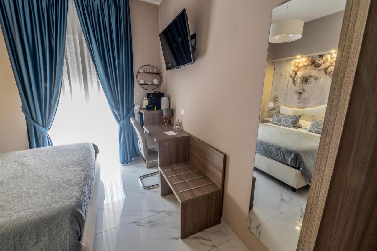 Eolian Port B&B Мілаццо Екстер'єр фото